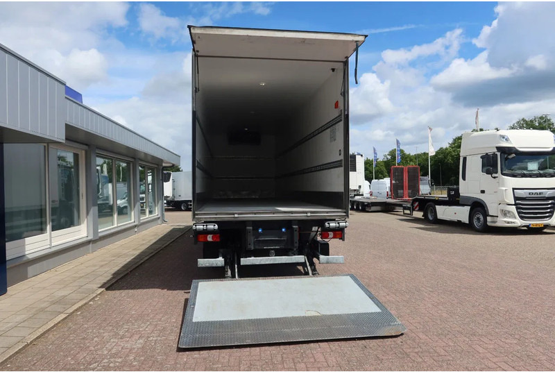 Mercedes-Benz Actros 2530 L Koel/Vries + Laadklep DHollandia 2500kg - Refrigerated truck: picture 4 Mercedes-Benz Actros 2530 L Koel/Vries + Laadklep DHollandia 2500kg - Refrigerated truck: picture 4