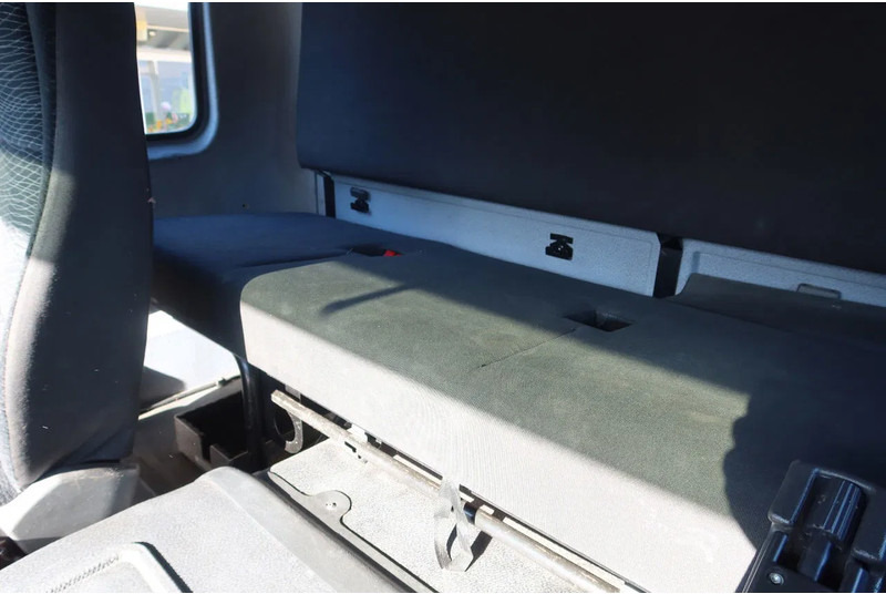 Mercedes-Benz Atego 1221 L Takelwagen 6 Persoons - Car transporter truck: picture 5 Mercedes-Benz Atego 1221 L Takelwagen 6 Persoons - Car transporter truck: picture 5