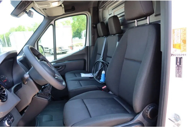 Mercedes-Benz Sprinter 315 CDI Koel/Vries/Verwarmen Carrier Xarios 350 + 220 volt nachtaansluiting - Refrigerated delivery van: picture 5 Mercedes-Benz Sprinter 315 CDI Koel/Vries/Verwarmen Carrier Xarios 350 + 220 volt nachtaansluiting - Refrigerated delivery van: picture 5