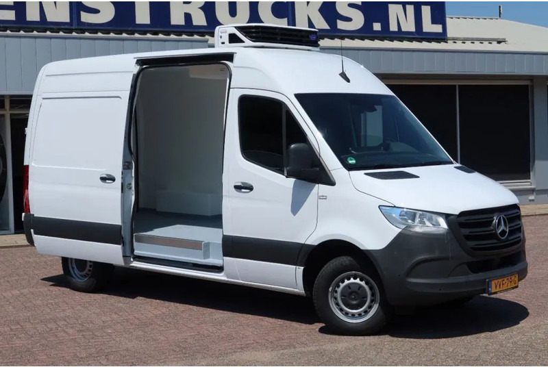 Mercedes-Benz Sprinter 315 CDI Koel/Vries/Verwarmen Carrier Xarios 350 + 220 volt nachtaansluiting - Refrigerated delivery van: picture 2 Mercedes-Benz Sprinter 315 CDI Koel/Vries/Verwarmen Carrier Xarios 350 + 220 volt nachtaansluiting - Refrigerated delivery van: picture 2