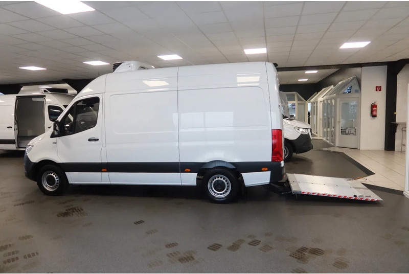 Mercedes-Benz Sprinter 316 CDI Koel/Vries/Verwarmen +Klep L2/H2 - Refrigerated delivery van: picture 2 Mercedes-Benz Sprinter 316 CDI Koel/Vries/Verwarmen +Klep L2/H2 - Refrigerated delivery van: picture 2