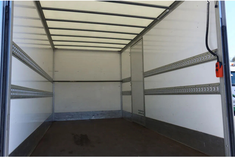 Mercedes-Benz Sprinter 515 CDI - Closed box van: picture 4 Mercedes-Benz Sprinter 515 CDI - Closed box van: picture 4