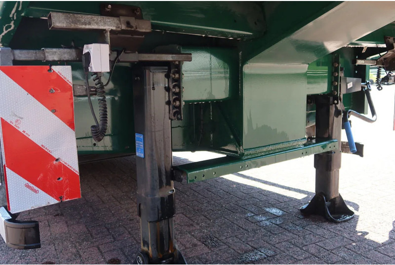 Low loader semi-trailer Nooteboom Semidieplader + Hydraulisch Rampen: picture 8