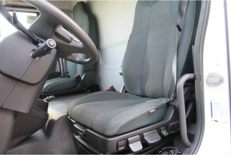 Volvo FL 240 Schuifzeil + Klep 1500 kg Euro 6 - Curtain side truck: picture 5 Volvo FL 240 Schuifzeil + Klep 1500 kg Euro 6 - Curtain side truck: picture 5