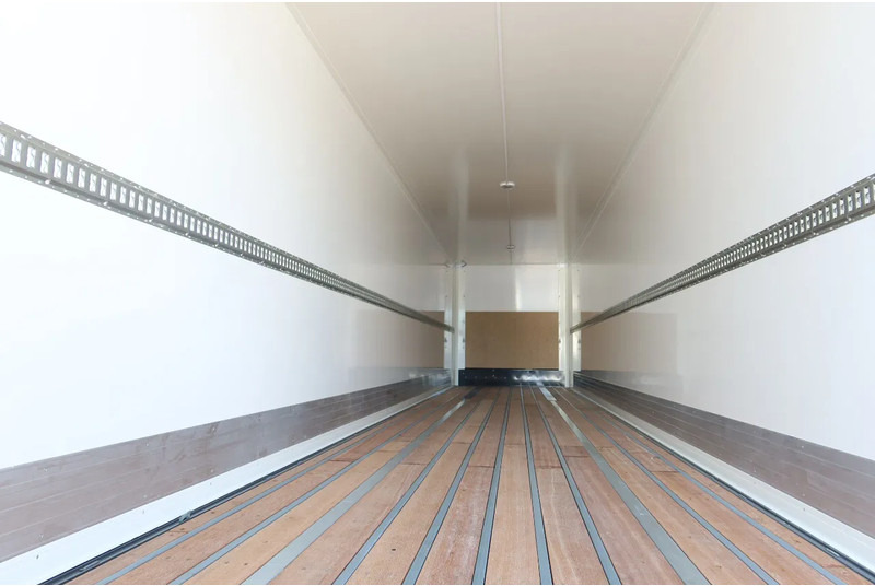 Wielton 3 Asser. Gesloten met Dhollandia klep 2500 kg Lift as - Closed box semi-trailer: picture 4 Wielton 3 Asser. Gesloten met Dhollandia klep 2500 kg Lift as - Closed box semi-trailer: picture 4