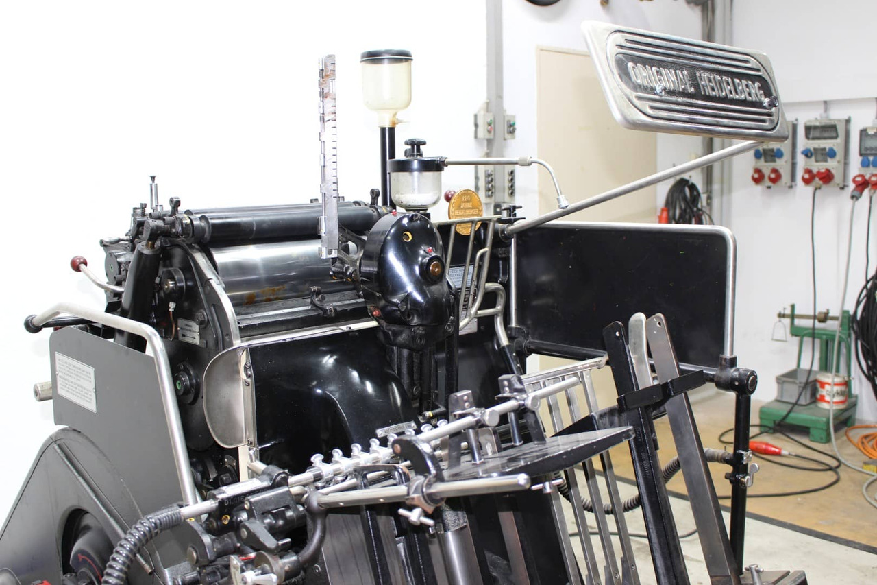 Heidelberg OHT - Paper cutting machine: picture 4 Heidelberg OHT - Paper cutting machine: picture 4