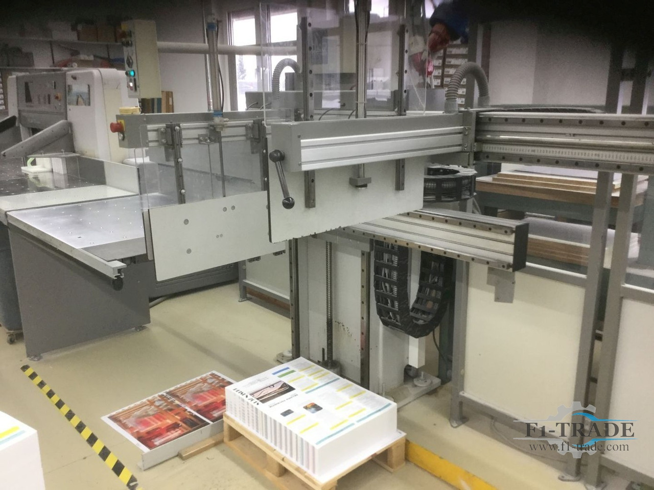 Polar TR 1ER 110-4 - Printing machinery: picture 2 Polar TR 1ER 110-4 - Printing machinery: picture 2
