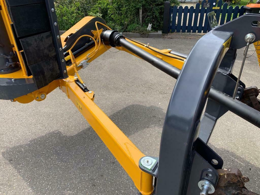 ELHO Side Chopper 420 Pro klepelmaaier, hamerklepelmaaier - Verge mower: picture 3 ELHO Side Chopper 420 Pro klepelmaaier, hamerklepelmaaier - Verge mower: picture 3