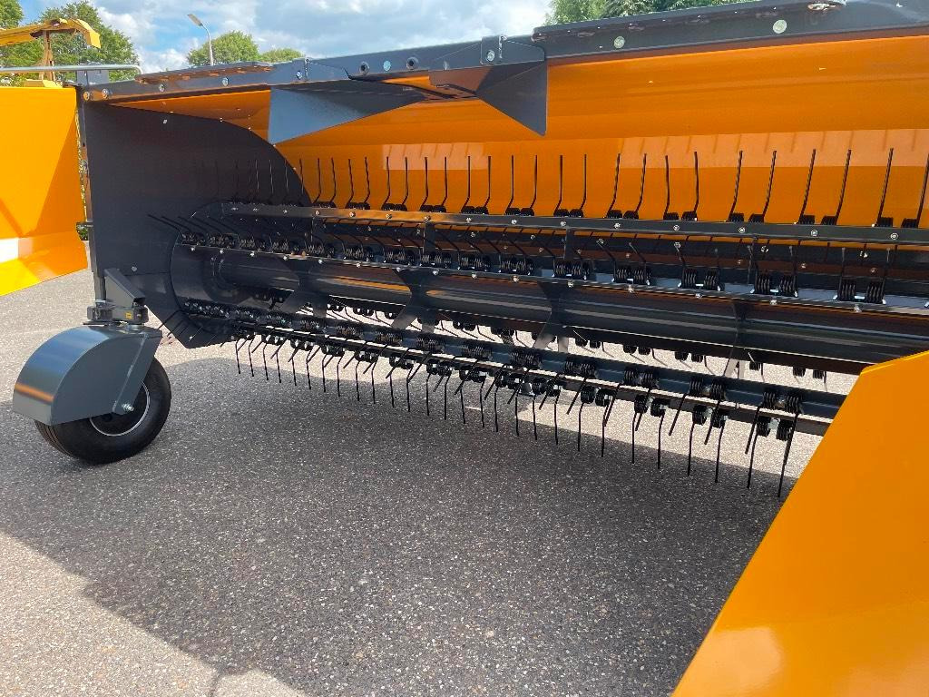Elho TR 300 (bj 2025) - Tedder/ Rake: picture 4 Elho TR 300 (bj 2025) - Tedder/ Rake: picture 4