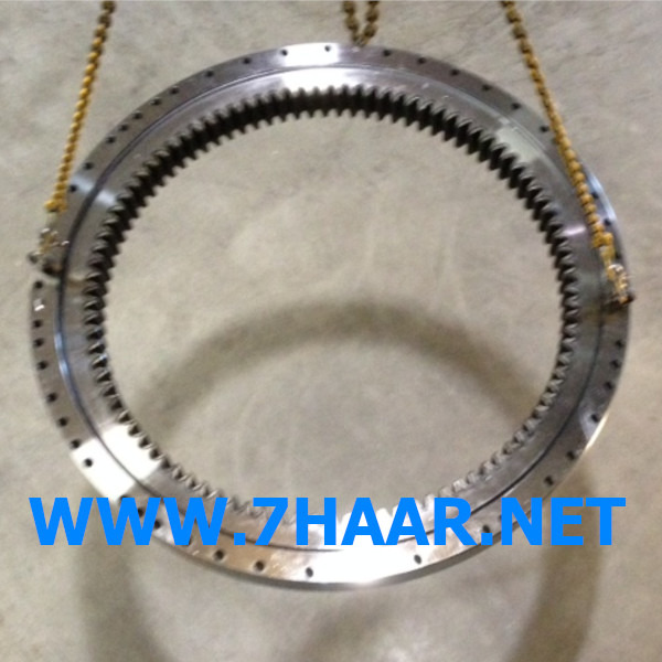 Caterpillar Slewring Drehkranz OPU 227-6169, 227-6052 Caterpillar 345C LC3 - Slewing ring for Excavator: picture 1 Caterpillar Slewring Drehkranz OPU 227-6169, 227-6052 Caterpillar 345C LC3 - Slewing ring for Excavator: picture 1