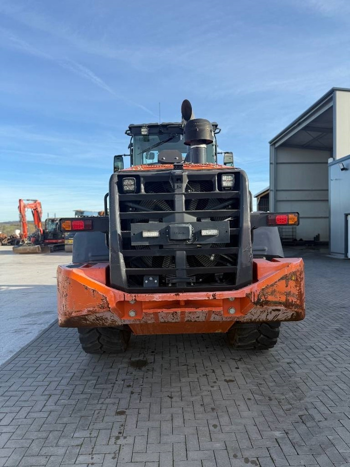 Hitachi ZW 180-6 - Wheel loader: picture 4 Hitachi ZW 180-6 - Wheel loader: picture 4