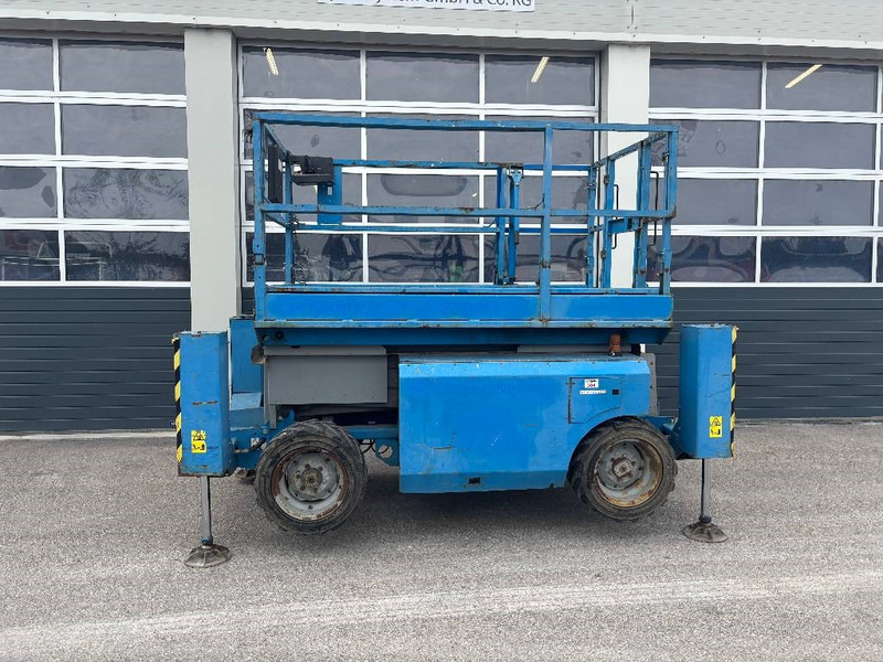 Scissor lift Genie GS 2668 RT 10m Diesel Scherenarbeitsbühne: picture 15