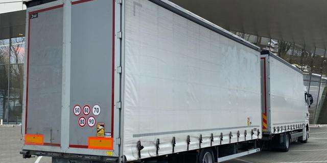 MAN TGX18.470 4x2 LL Retarder (8830) - Curtain side truck: picture 4 MAN TGX18.470 4x2 LL Retarder (8830) - Curtain side truck: picture 4