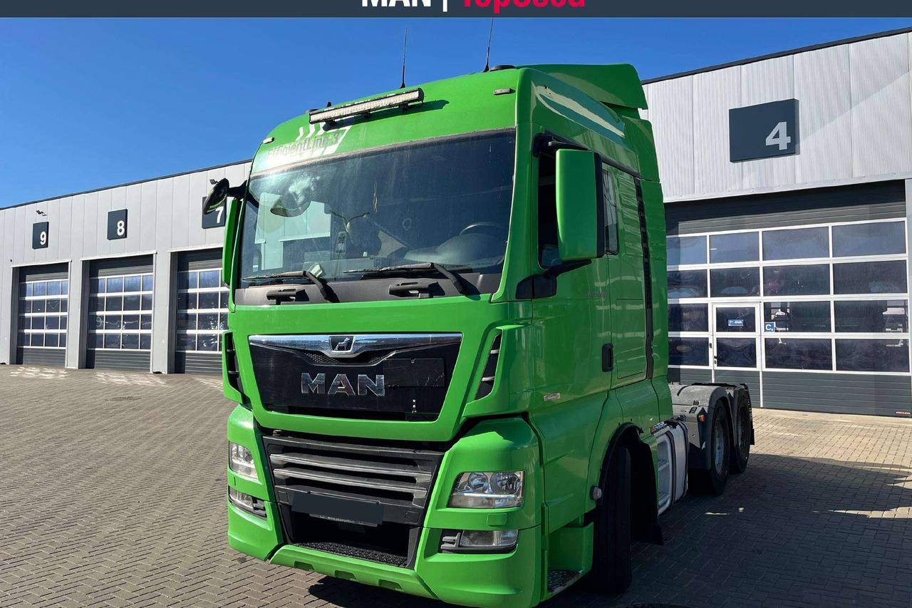 MAN 28.500 6X2-2 XLX Cab Retarder (8530 - Tractor unit: picture 1 MAN 28.500 6X2-2 XLX Cab Retarder (8530 - Tractor unit: picture 1