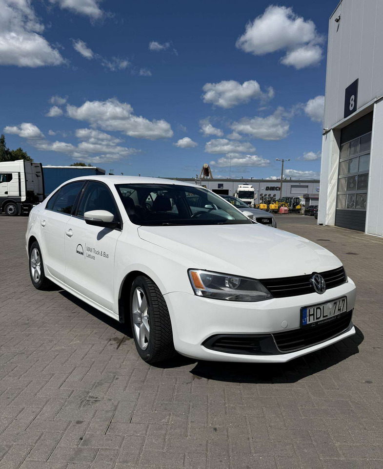 Volkswagen Jetta - Saloon car: picture 3 Volkswagen Jetta - Saloon car: picture 3