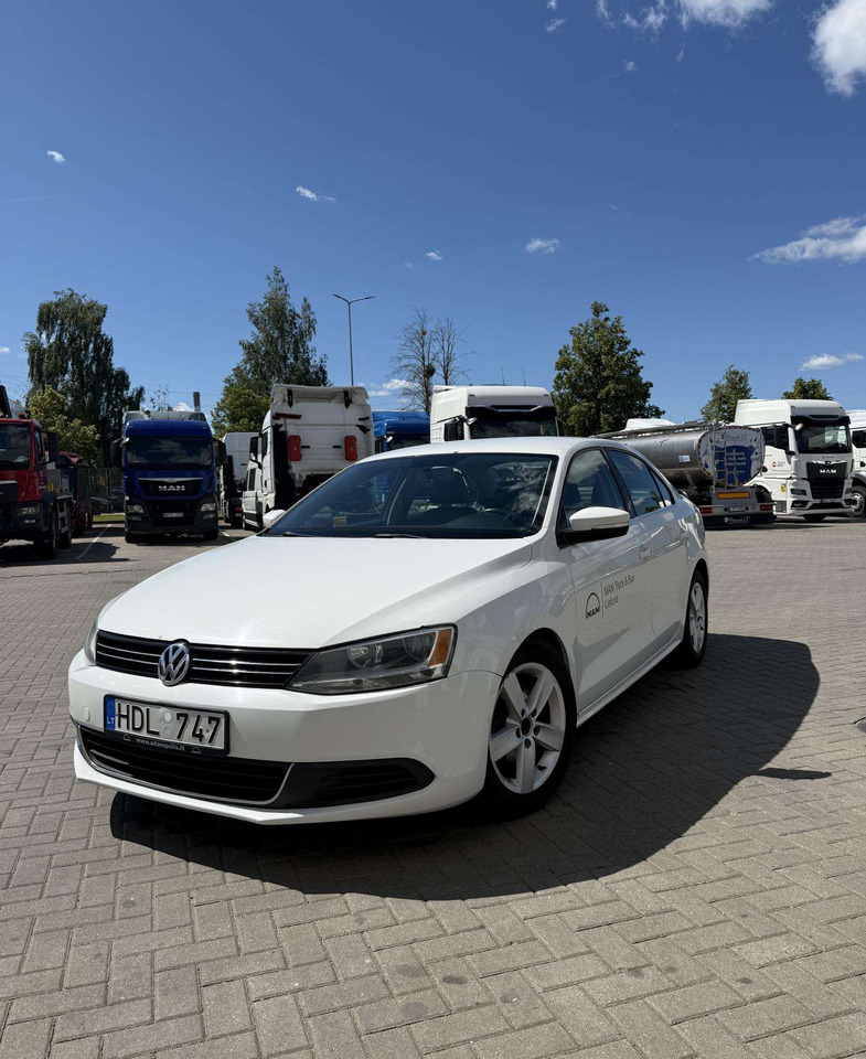 Volkswagen Jetta - Saloon car: picture 1 Volkswagen Jetta - Saloon car: picture 1