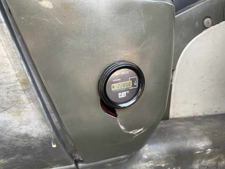 30 Ton Heavy Excavator Japan Origin Cat 330d 330dl 330d2 Fairly Used Caterpillar Mining Excavator With Jack Hammer In Shanghai - Crawler excavator: picture 4 30 Ton Heavy Excavator Japan Origin Cat 330d 330dl 330d2 Fairly Used Caterpillar Mining Excavator With Jack Hammer In Shanghai - Crawler excavator: picture 4