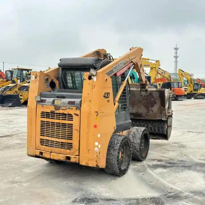Factory Price case 420 Mini Skid Steer Loader Free After Sale 420 430 440 Mini Skid Steer Loader with Brand Engine - Skid steer loader: picture 1 Factory Price case 420 Mini Skid Steer Loader Free After Sale 420 430 440 Mini Skid Steer Loader with Brand Engine - Skid steer loader: picture 1