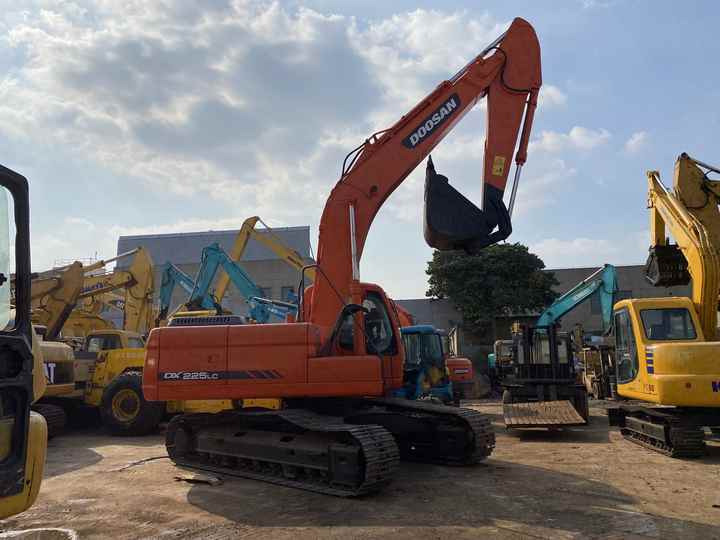 Good Condition Low price Used excavator doosan dx60 excavators machinery doosan dx60 dx80 dx75 dx225 - Crawler excavator: picture 2 Good Condition Low price Used excavator doosan dx60 excavators machinery doosan dx60 dx80 dx75 dx225 - Crawler excavator: picture 2