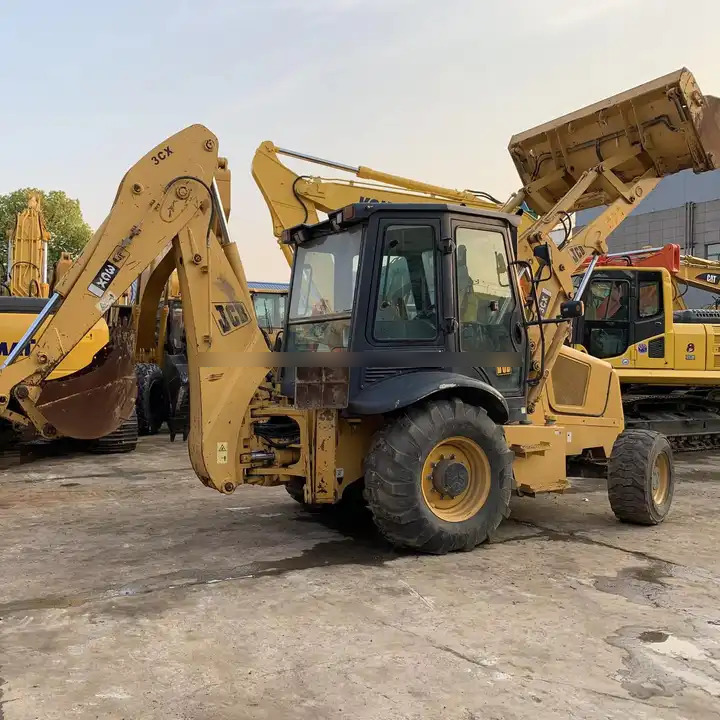 High Quality Original Uk JCB 3CX excavator used wheel loaders 7 ton backhoe loader with good working condition in stock for sale - Backhoe loader: picture 1 High Quality Original Uk JCB 3CX excavator used wheel loaders 7 ton backhoe loader with good working condition in stock for sale - Backhoe loader: picture 1