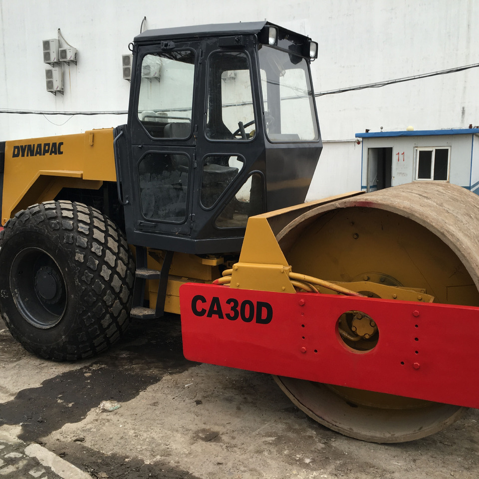 High Quality Used 15 Ton Vibratory Road Roller Dynapac Ca30d Single-drum Soil Compactor Cummins Engine In Shanghai - Road roller: picture 1 High Quality Used 15 Ton Vibratory Road Roller Dynapac Ca30d Single-drum Soil Compactor Cummins Engine In Shanghai - Road roller: picture 1