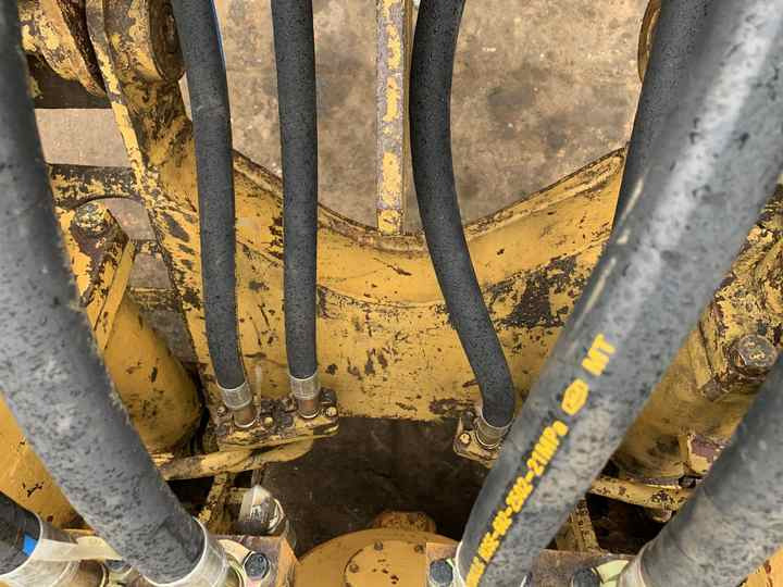 Japan Imported Caterpillar D7R Bulldozer Japan Original Cat D7G D7R D9n D8r Used Bulldozers - Mini excavator: picture 4 Japan Imported Caterpillar D7R Bulldozer Japan Original Cat D7G D7R D9n D8r Used Bulldozers - Mini excavator: picture 4