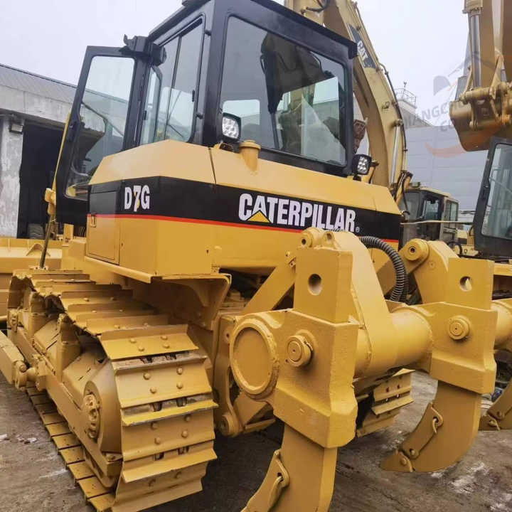 Original Japan Imported Caterpillar D7R Bulldozer Japan Original Cat D7G D7R D9n D8r Used Bulldozers - Mini excavator: picture 1 Original Japan Imported Caterpillar D7R Bulldozer Japan Original Cat D7G D7R D9n D8r Used Bulldozers - Mini excavator: picture 1