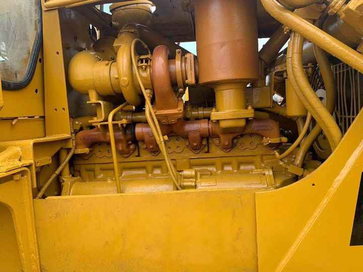 Original Japan Imported Caterpillar D8R Bulldozer Japan Original Cat D7G D7R D8R D9n D8r Used Bulldozers - Mini excavator: picture 5 Original Japan Imported Caterpillar D8R Bulldozer Japan Original Cat D7G D7R D8R D9n D8r Used Bulldozers - Mini excavator: picture 5