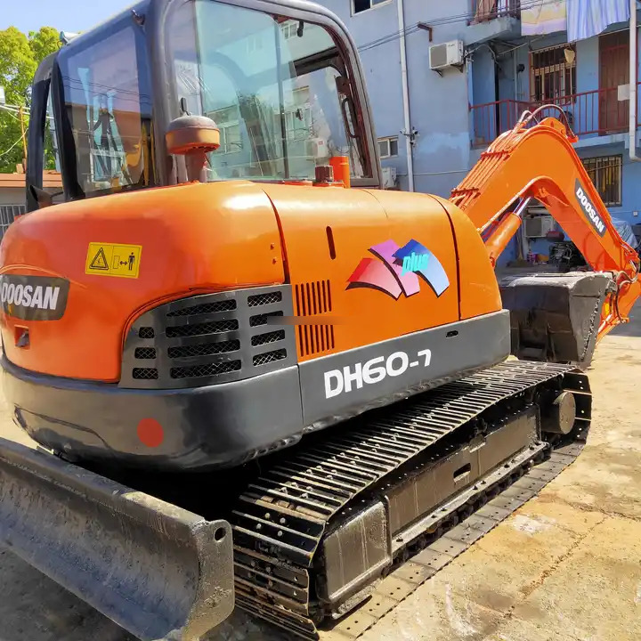 Used Doosan Machinery for Sale Mini excavator DH55-V DH60-7 for sale Fast Delivery Competitive Price Digger Hydraulic Excavator - Crawler excavator: picture 5 Used Doosan Machinery for Sale Mini excavator DH55-V DH60-7 for sale Fast Delivery Competitive Price Digger Hydraulic Excavator - Crawler excavator: picture 5