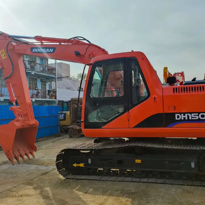 Well-maintained Cheap Price Korea Original Used Doosan Dh150,Dh150lc-7 Crawler Excavator in Shanghai - Crawler excavator: picture 1 Well-maintained Cheap Price Korea Original Used Doosan Dh150,Dh150lc-7 Crawler Excavator in Shanghai - Crawler excavator: picture 1