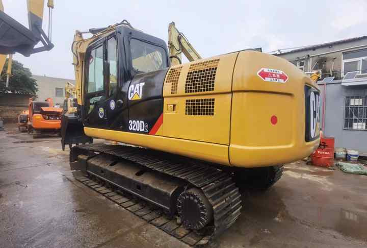 Heavy Excavator CAT 320d Original US Used CAT 320d Excavator 20 TonsExcavator CAT320C 320D 320d2 on sale - Crawler excavator: picture 3 Heavy Excavator CAT 320d Original US Used CAT 320d Excavator 20 TonsExcavator CAT320C 320D 320d2 on sale - Crawler excavator: picture 3