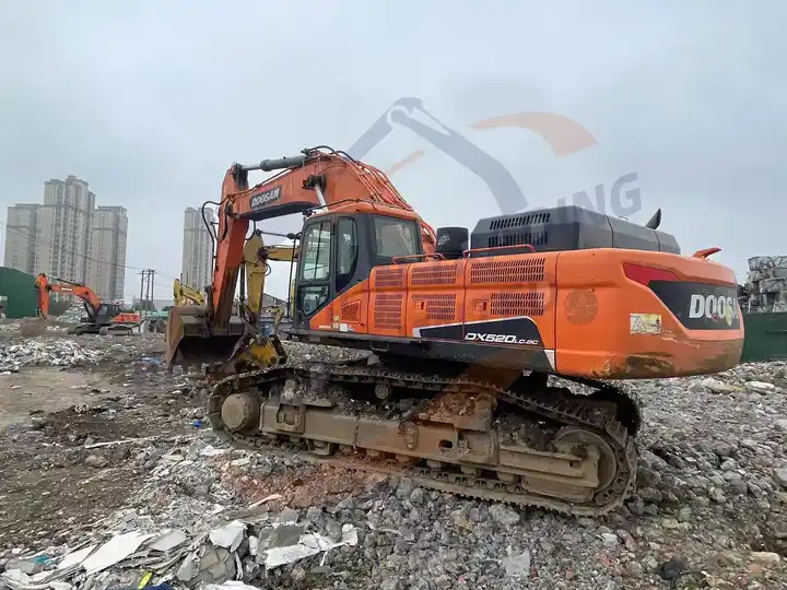 New arrival Used Doosan excavator DX520LC-9C in good condition for sale in good condition - Crawler excavator: picture 2 New arrival Used Doosan excavator DX520LC-9C in good condition for sale in good condition - Crawler excavator: picture 2