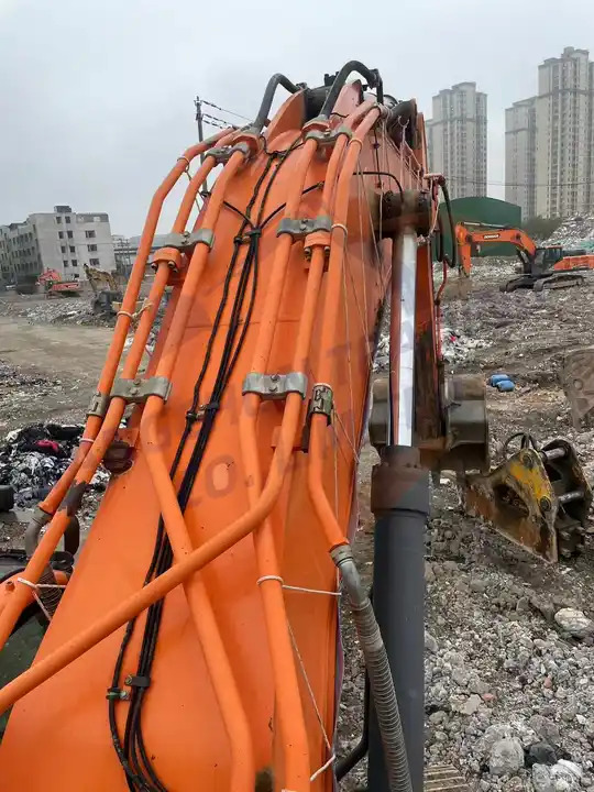 New arrival Used Doosan excavator DX520LC-9C in good condition for sale in good condition - Crawler excavator: picture 3 New arrival Used Doosan excavator DX520LC-9C in good condition for sale in good condition - Crawler excavator: picture 3