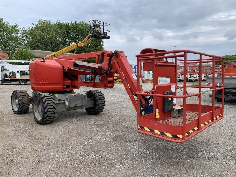 Genie Z-45/25 - 16m, 4x4, diesel - Articulated boom lift: picture 1 Genie Z-45/25 - 16m, 4x4, diesel - Articulated boom lift: picture 1
