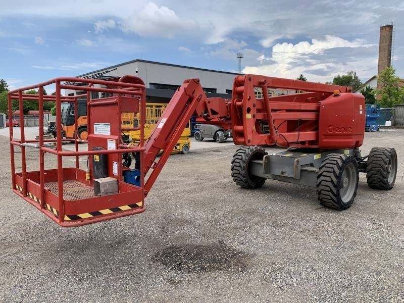 Genie Z-45/25 - 16m, 4x4, diesel - Articulated boom lift: picture 2 Genie Z-45/25 - 16m, 4x4, diesel - Articulated boom lift: picture 2