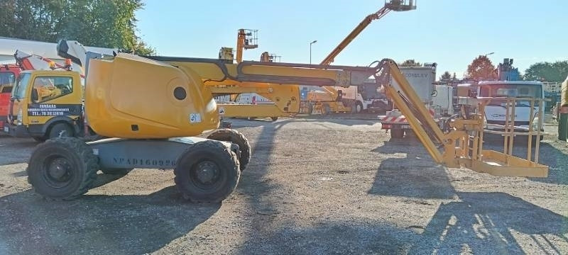 Haulotte HA16SPX - 16m, 4x4, diesel - Articulated boom lift: picture 4 Haulotte HA16SPX - 16m, 4x4, diesel - Articulated boom lift: picture 4