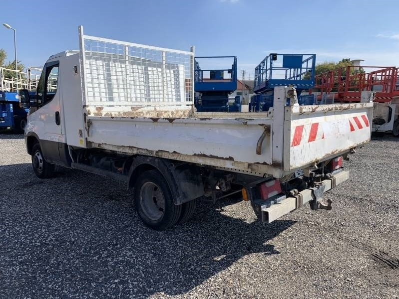 Leasing of Iveco 35C13 - Tipper  Iveco 35C13 - Tipper: picture 8