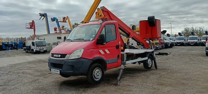 Iveco Daily Isoli PT165 - 16,5 m - Truck mounted aerial platform: picture 2 Iveco Daily Isoli PT165 - 16,5 m - Truck mounted aerial platform: picture 2