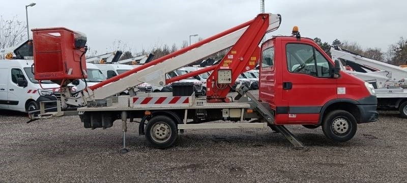 Iveco Daily Multitel MT182 DS - 18,2 m - Truck mounted aerial platform: picture 4 Iveco Daily Multitel MT182 DS - 18,2 m - Truck mounted aerial platform: picture 4
