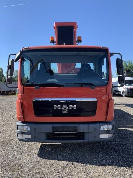 MAN TGL 7.150 Ruthmann T330 - 33m - 320 kg - Truck mounted aerial platform: picture 3 MAN TGL 7.150 Ruthmann T330 - 33m - 320 kg - Truck mounted aerial platform: picture 3