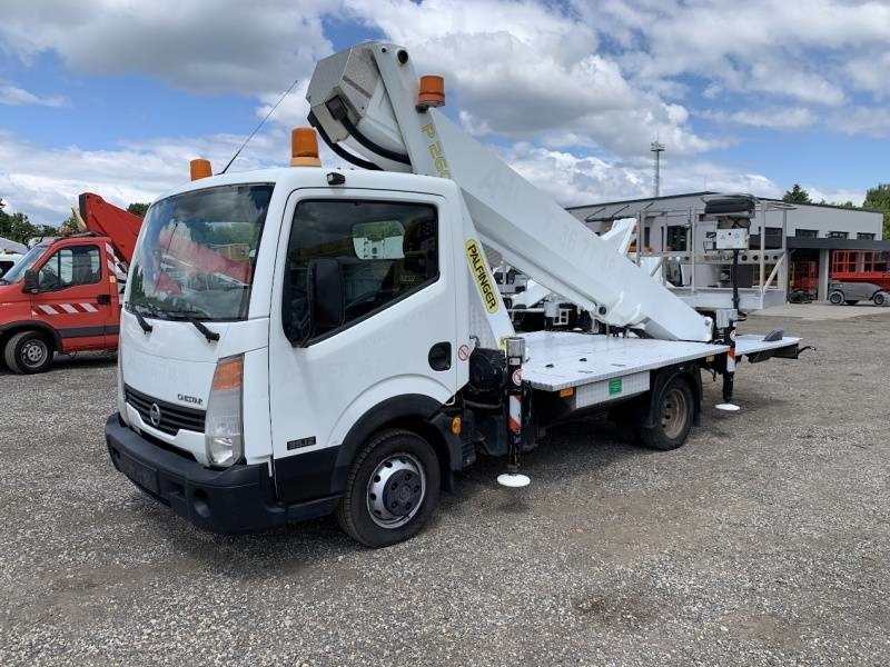 Nissan Cabstar Palfinger P260B - 25,6 m - 230 kg - Truck mounted aerial platform: picture 2 Nissan Cabstar Palfinger P260B - 25,6 m - 230 kg - Truck mounted aerial platform: picture 2