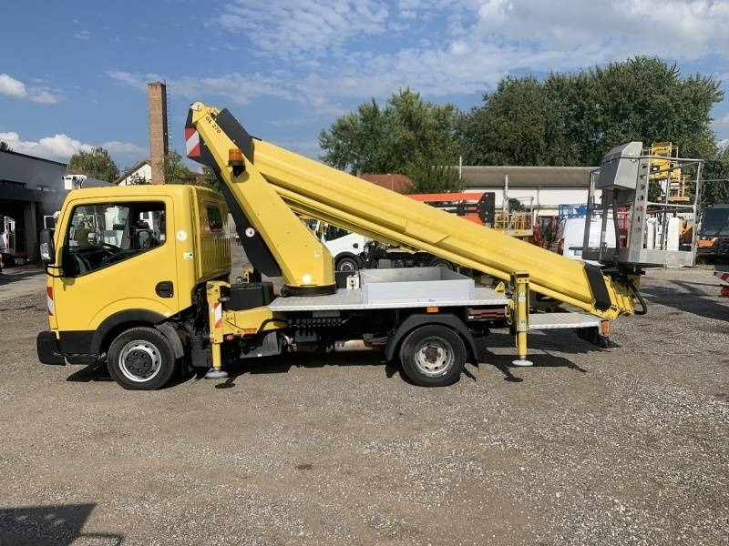 Nissan Cabstar Ruthmann TB270 - 27m - 225 kg - Truck mounted aerial platform: picture 5 Nissan Cabstar Ruthmann TB270 - 27m - 225 kg - Truck mounted aerial platform: picture 5