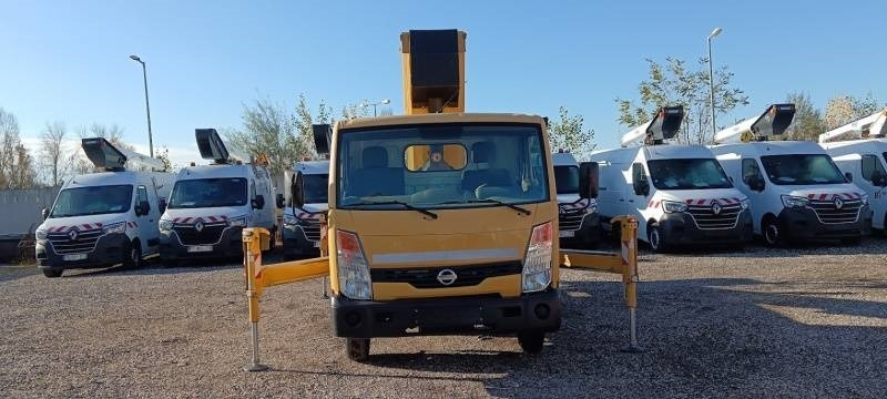 Nissan Cabstar Ruthmann TB270 - 27m - 230 kg - Truck mounted aerial platform: picture 3 Nissan Cabstar Ruthmann TB270 - 27m - 230 kg - Truck mounted aerial platform: picture 3