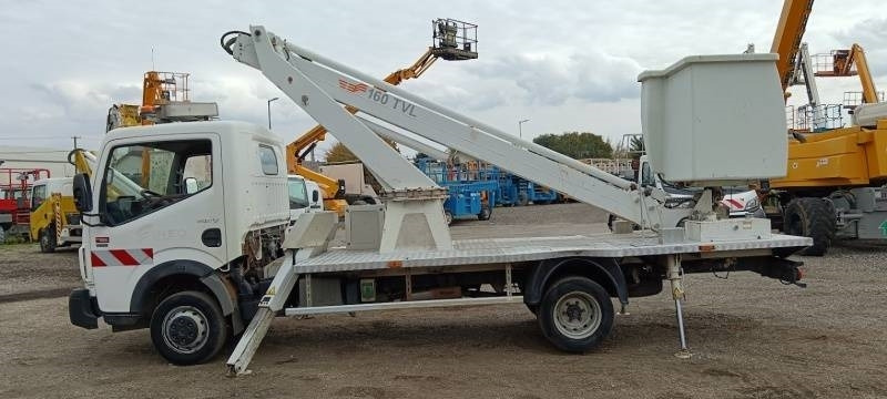 Renault Maxity Comilev EN160TVL - 16,5m, 200kg - Truck mounted aerial platform: picture 5 Renault Maxity Comilev EN160TVL - 16,5m, 200kg - Truck mounted aerial platform: picture 5