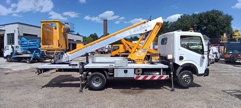Renault Maxity Multitel 160 ALU DS - 16m - Truck mounted aerial platform: picture 4 Renault Maxity Multitel 160 ALU DS - 16m - Truck mounted aerial platform: picture 4