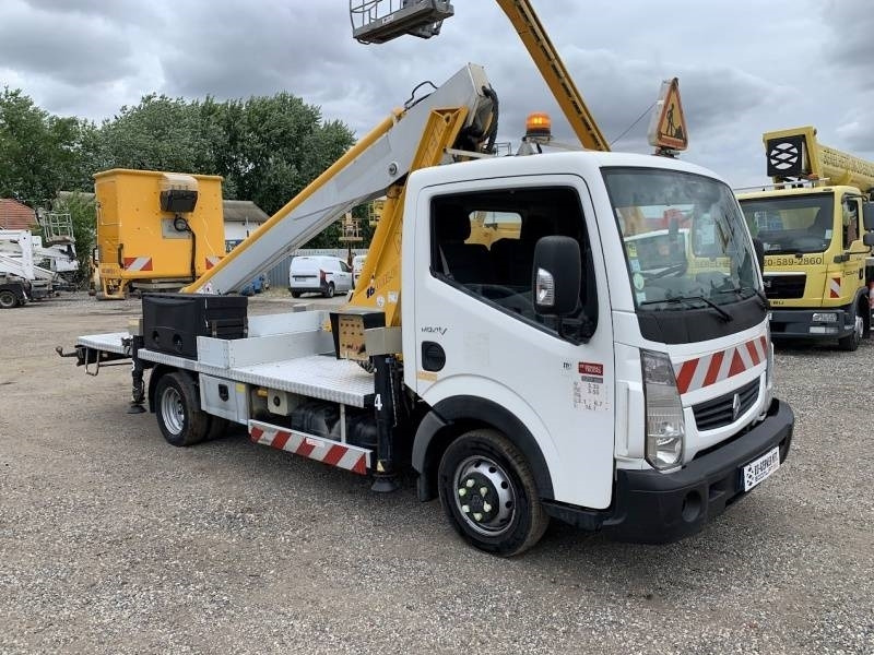Renault Maxity Multitel 160 ALU DS - 16m - Truck mounted aerial platform: picture 1 Renault Maxity Multitel 160 ALU DS - 16m - Truck mounted aerial platform: picture 1
