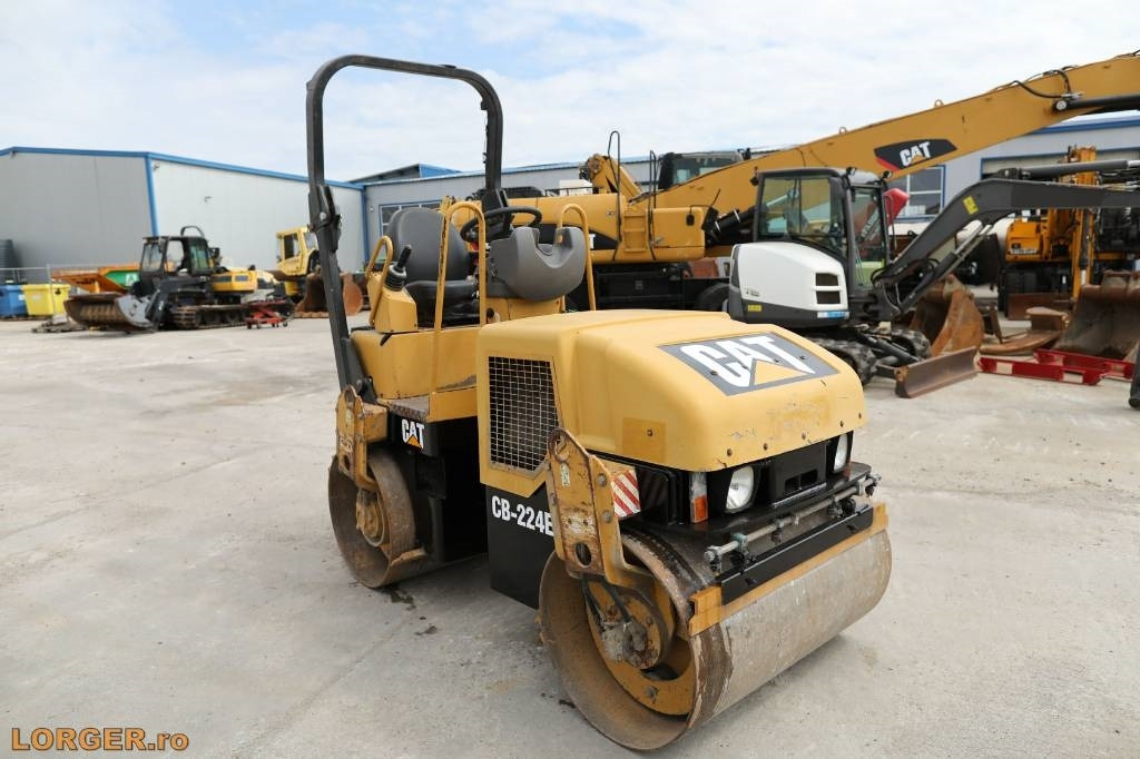 CAT CB 224 E - Road roller: picture 4 CAT CB 224 E - Road roller: picture 4