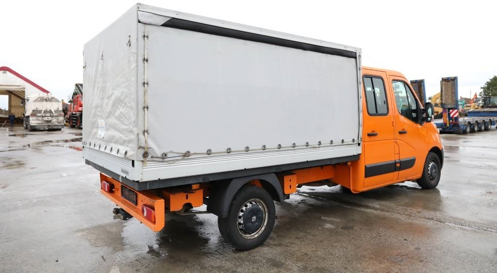 Renault Master III - Closed box van: picture 5 Renault Master III - Closed box van: picture 5