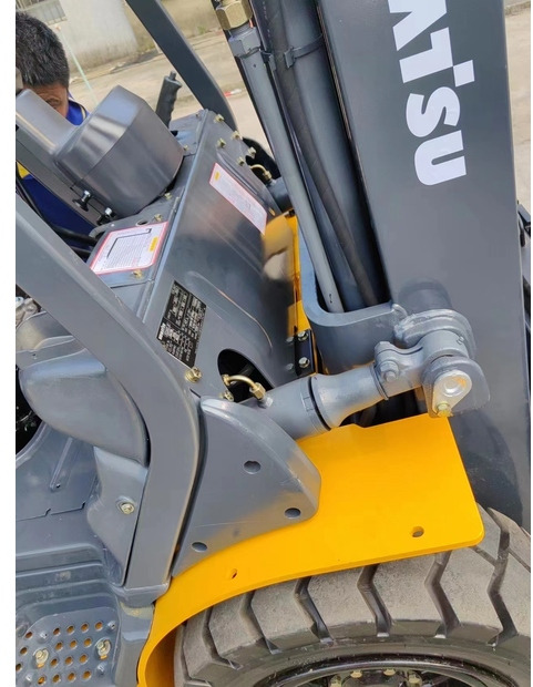 2022 Komatsu FD30-14 - Forklift: picture 4 2022 Komatsu FD30-14 - Forklift: picture 4