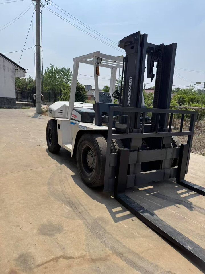 Tcm 10tons - Forklift: picture 1 Tcm 10tons - Forklift: picture 1